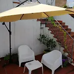 Casa Castellano Couette-café Nola