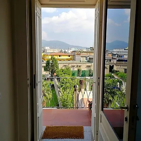 Casa Castellano לינה וארוחת בוקר נולה